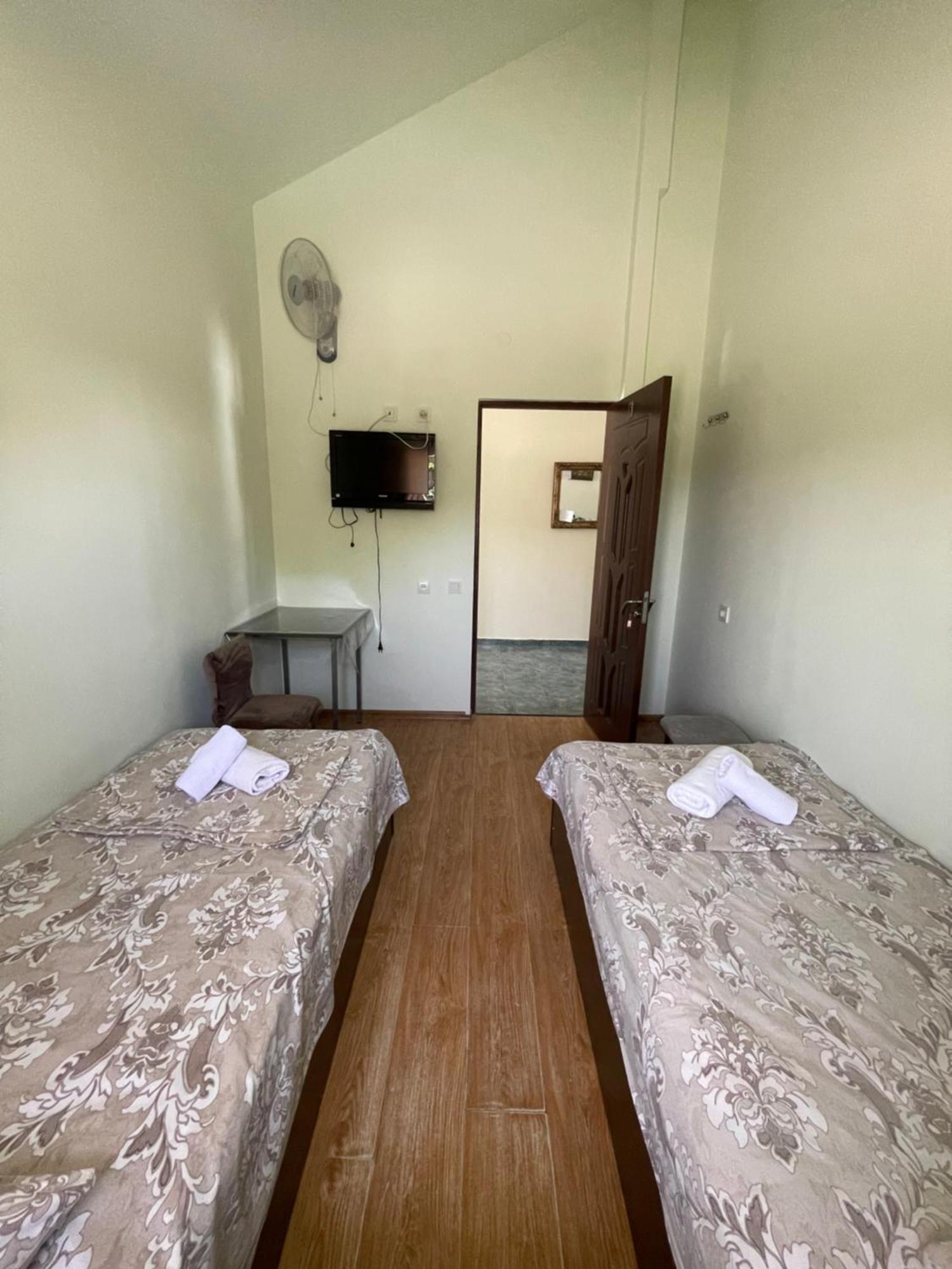 Noragyugh Guest House Yerevan Bagian luar foto